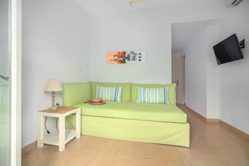 Gallery image of Arolithos in Spetses