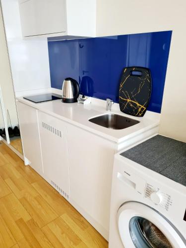 Kuchyň nebo kuchyňský kout v ubytování ORBY CITY HOTEL 5*