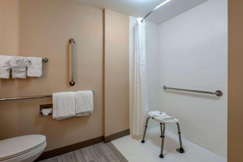 Kylpyhuone majoituspaikassa Comfort Inn Horsham - Philadelphia