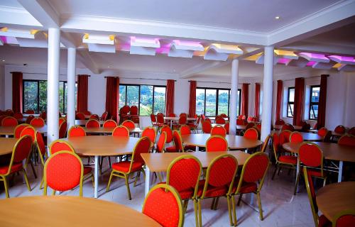 Gallery image of Greenyard Beach Hotel in Entebbe