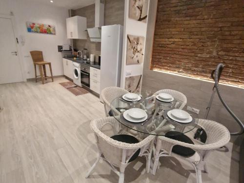 Fotografie z fotogalerie ubytování Barcelona,Apartamento con Terraza v destinaci Hospitalet de Llobregat