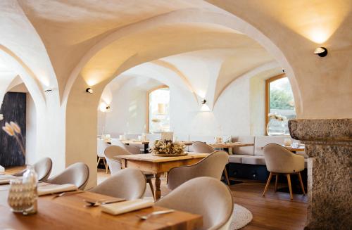 Posezení v ubytování Hotel Gasthof Hirschentenne
