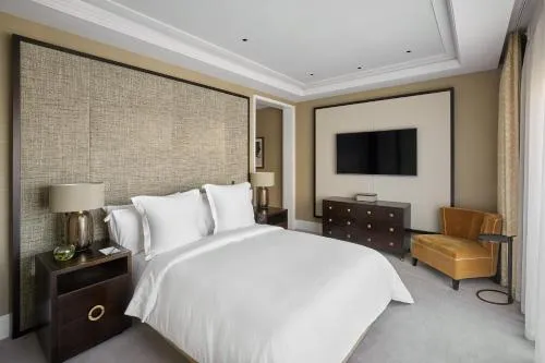 Four Seasons Hotel London at Tower Bridge photo 62