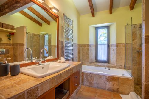 A bathroom at Selva - 38903 Mallorca