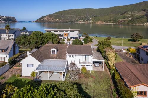 4-bedroom home on Leisure Isle