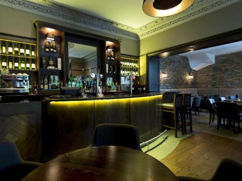 Ο χώρος του lounge ή του μπαρ στο Number 10 Hotel