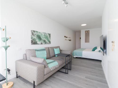 Posedenie v ubytovaní Luxury Suite Over The Beach