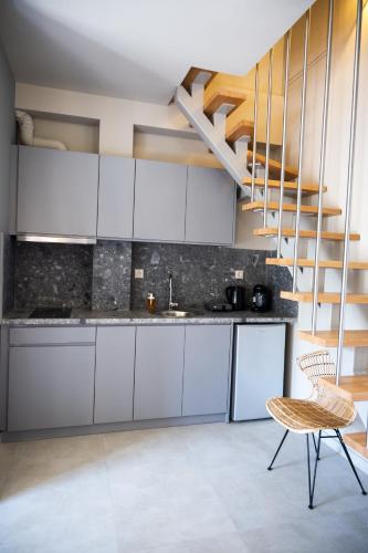 Gallery image of Theros Suites in Dhiminión