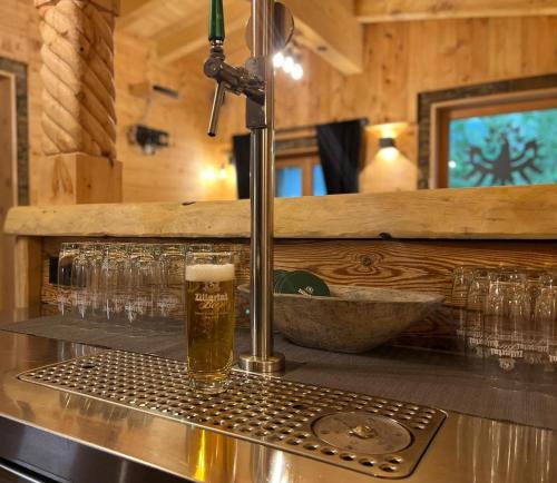Kuchyňa alebo kuchynka v ubytovaní Luxus Apartment Nina mit Zirbenhütte