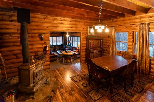 Gold Mountain Manor – Photos 5