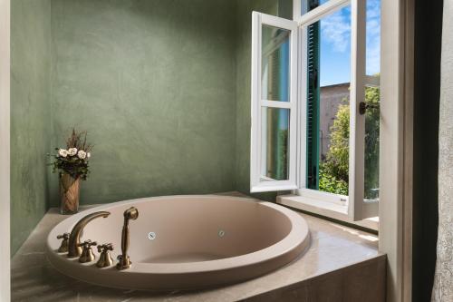 Foto dalla galleria di Nobili Boutique Hotel a Chania