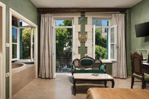 Nobili Boutique Hotel