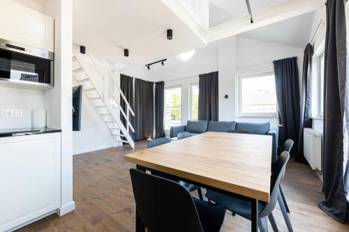 Yellow House by Victus