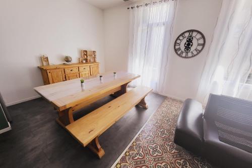 Fotografia z galérie ubytovania Cosy Apartment With Balcony In Avignon ! v Avignone