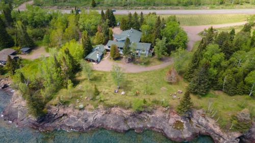 A bird's-eye view of Thomsonite Inn on Lake Superior