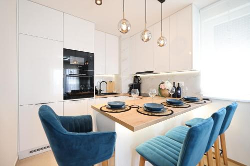 Kuchyňa alebo kuchynka v ubytovaní Apartment AnViNi