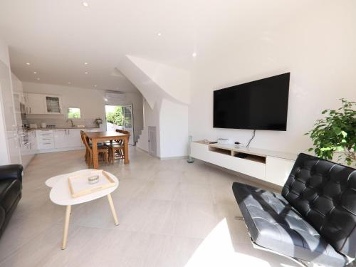 Superb holiday home in Port Grimaud with jetty
