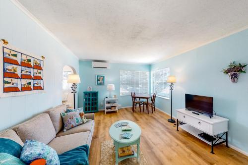 Waldport Bungalow – Photos 2