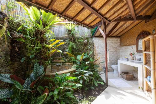 Koupelna v ubytování Bali Firefly BnB
