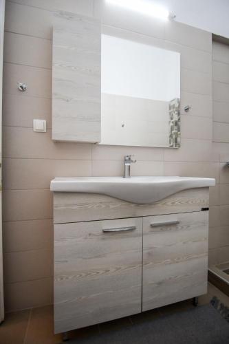 Anna Apartment
