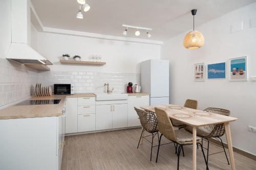 Sun and Sea Deluxe Apartments