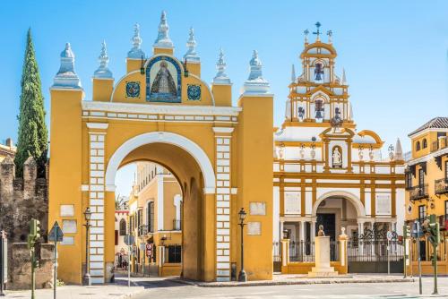 Casa entera e independiente con parking en pleno centro de Sevilla