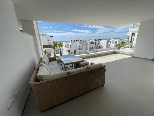 Modern 2 beds apartment in Alcaidesa