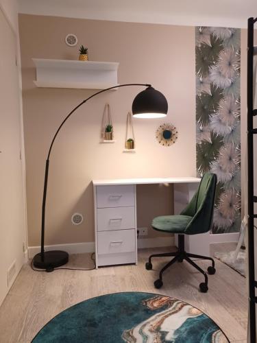 Chambre privée avec lit double - Appartement en colocation, quartier calme 13005 Marseille