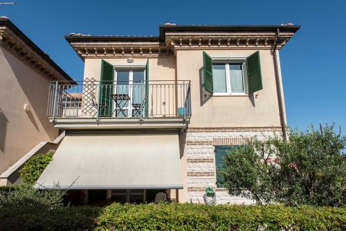 S275 - Sirolo, delizioso trilocale con terrazzo