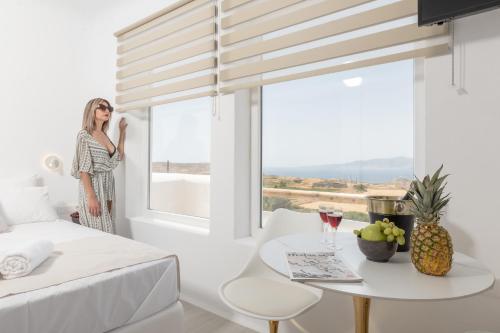Galería fotográfica de Ariadne's Crown Luxury Suites with Private Pool en Vívlos
