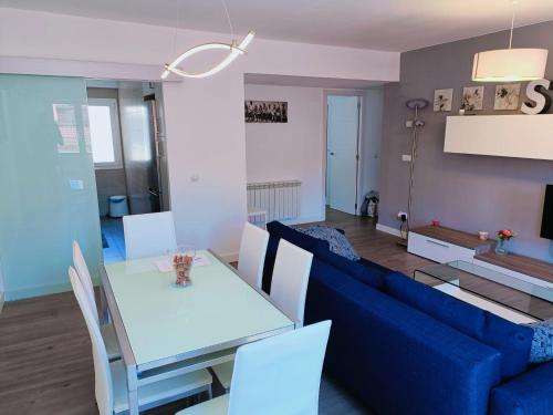 Kuchyň nebo kuchyňský kout v ubytování Apartamento El Torreón, con opción a parking