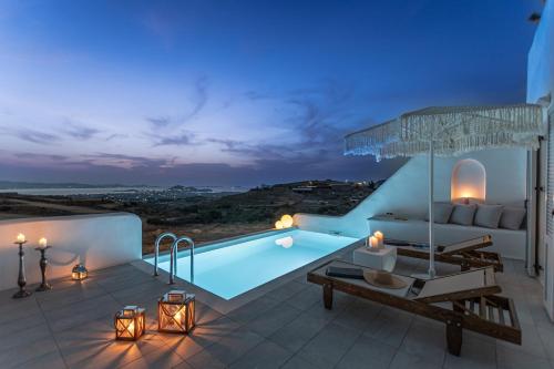 Ariadne's Crown Luxury AstroConcept Suites with Private Pools and Spas