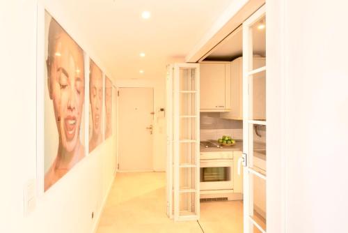 Lisbon Swimming pool apartment with private parking