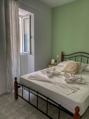 Imagen de la galería de Ares Apartment, Town of Poros Island, en Poros