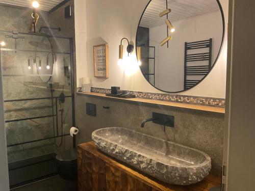Koupelna v ubytování zu Jeddelohs Lodge Hotel