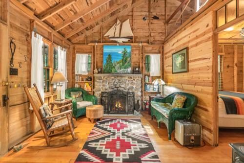 Deer Creek Cabin – Photos 2