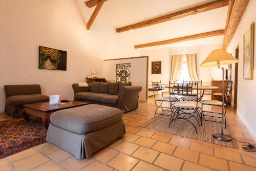 Posezení v ubytování Domaine d'Auriac - Relais & Châteaux