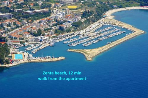 Modern apartment Marija with the balcony and the sea view