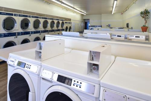 Φωτογραφία από το άλμπουμ του Edgewater Inn and Suites σε Pismo Beach