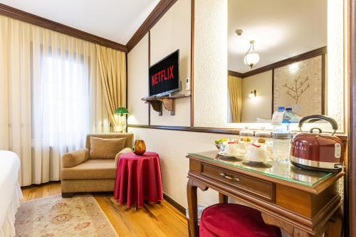 TV/Unterhaltungsangebot in der Unterkunft Best Point Hotel Sultanahmet,Istanbul