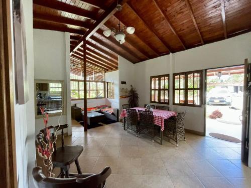 Fotografie z fotogalerie ubytování finca Encanto v destinaci Guarne