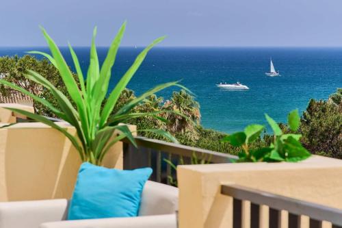 Honeymoon Suite - Seaview Sun Terrace on the beach
