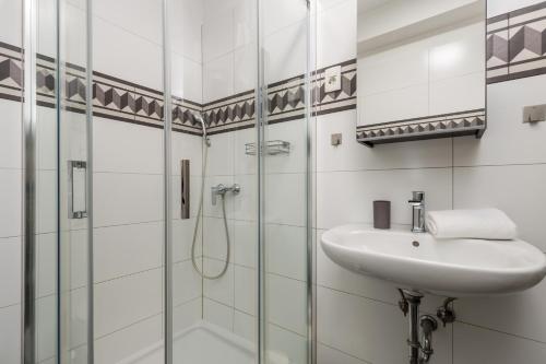 4 Bedroom Apartment
