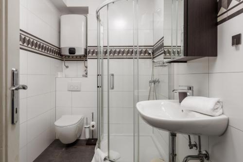 4 Bedroom Apartment