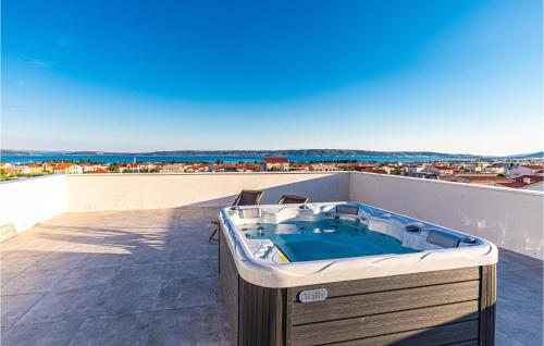 Φωτογραφία από το άλμπουμ του Lovely Home In Kastel Luksic With Sauna σε Kastela