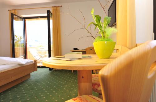Μια τηλεόραση ή/και κέντρο ψυχαγωγίας στο Hotel Weger