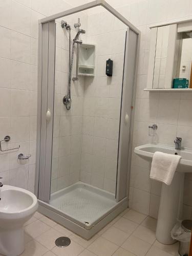 Koupelna v ubytování B&B Laudato Sii Tropea
