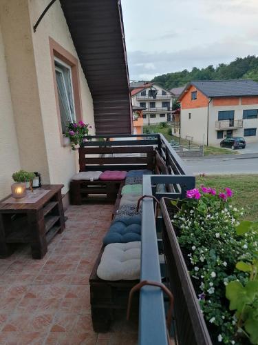 Hostel Poslonにあるバルコニーまたはテラス