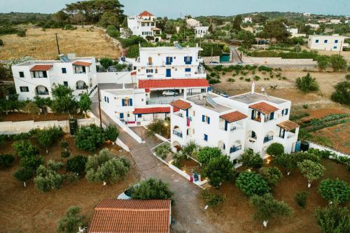 Gallery image of Theofilos Appartements in Livadi