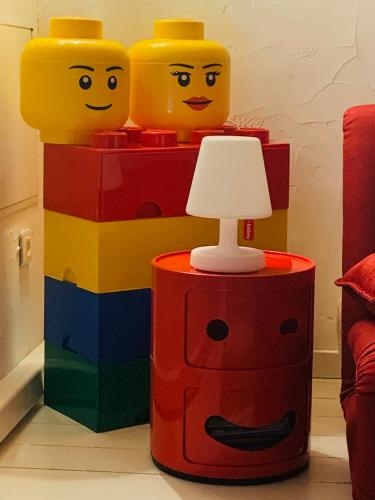 two lego people on colorful boxes with a lamp at Lou Mirèio in Aigues-Mortes